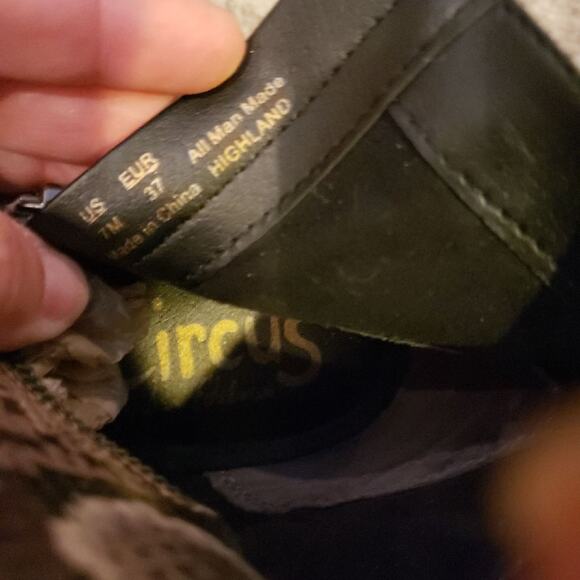 Circus By Sam Edelman Woimen's 7 Ankle Boots Taupe  Snake Print - Picture 9 of 9